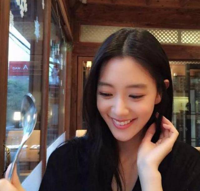 韩美女主播热午 暗夜