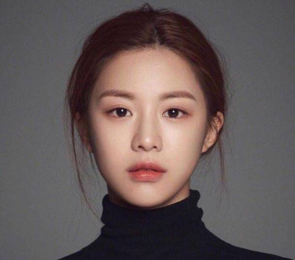 韩美女主播热午 私人影院